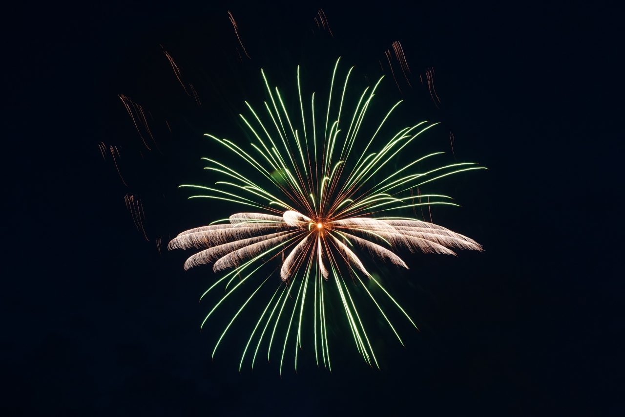 Ashburn Village Fireworks 5 July 2015 The Clockwork Orrery